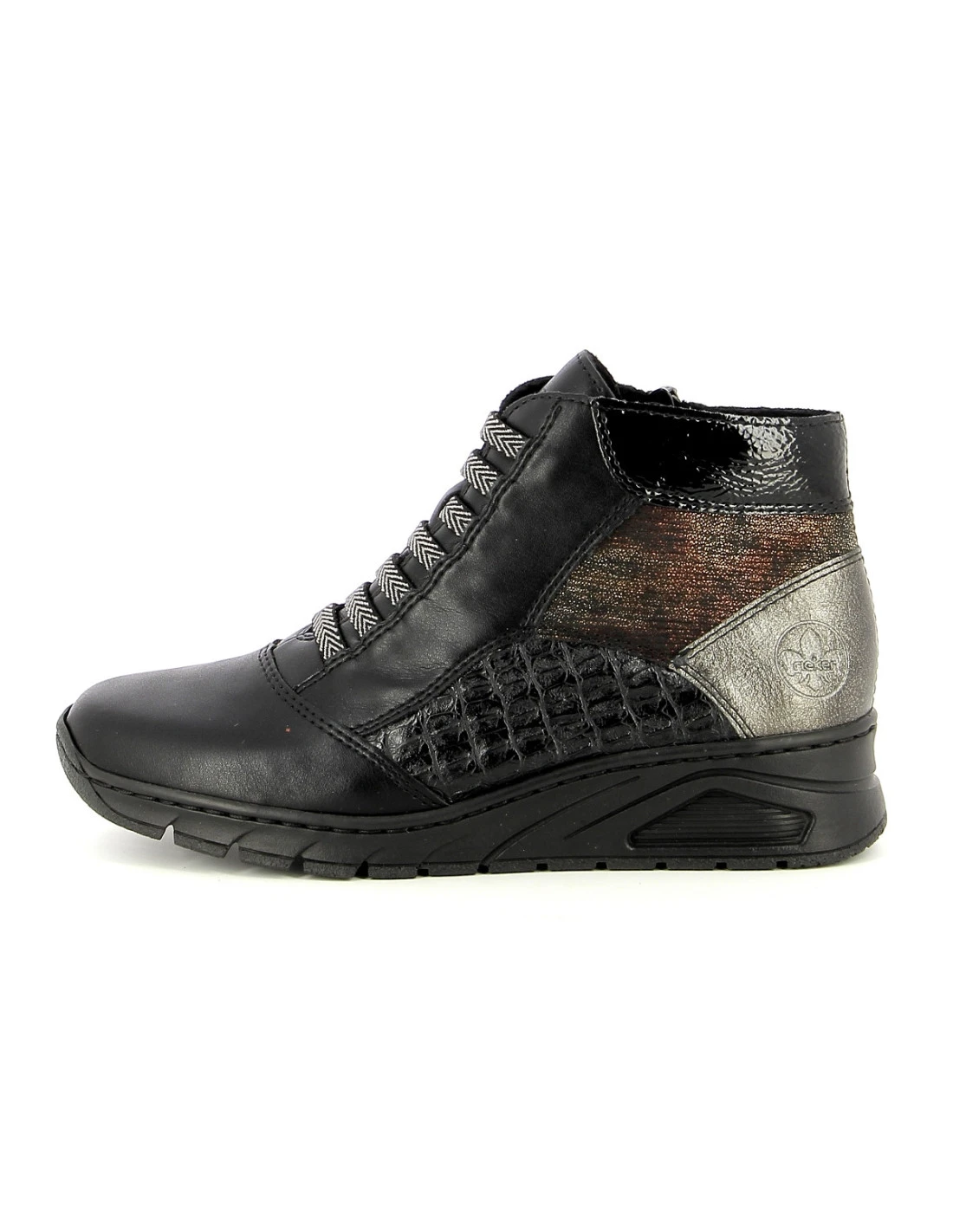 Aucune Information N3374 - Baskets 1 Aucune Information N3374 - Baskets